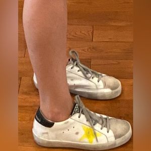 Golden goose yellow star youth size 35